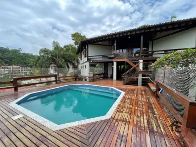 Casa de Condomínio com 3 Quartos à venda, 350m² no Badu, Niterói