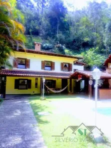 Casa com 4 Quartos para alugar, 136m² no Araras, Petrópolis