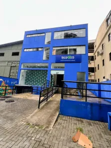 Prédio Comercial para alugar, 868m² no Barra Olímpica, Rio de Janeiro