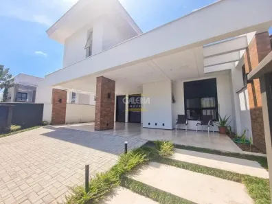 Casa com 5 Quartos à venda, 306m² no Jardim Sofia, Joinville