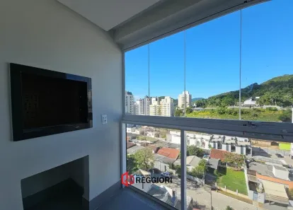 Apartamento com 2 Quartos para alugar, 55m² no São Francisco de Assis, Camboriú