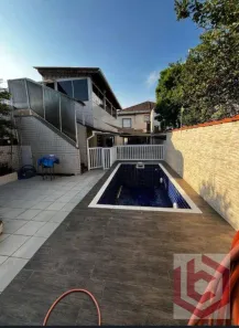 Sobrado com 3 Quartos à venda, 320m² no Vila Belmiro, Santos