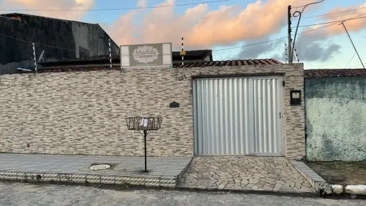 Casa com 3 Quartos à venda, 180m² no Cidade Universitária, Maceió
