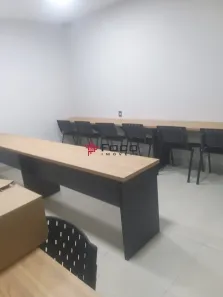Imóvel Comercial com 1 Quarto para venda ou aluguel, 325m² no Vila Nair, São José dos Campos