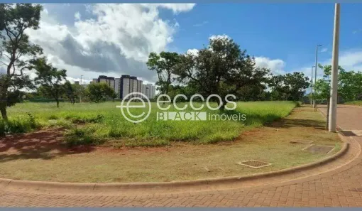 Lote/Terreno à venda, 548m² no Jardim Botânico, Uberlândia