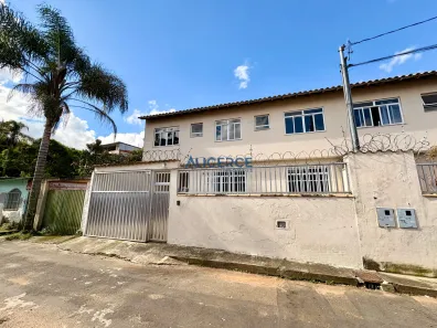 Casa com 3 Quartos à venda, 190m² no São Pedro, Juiz de Fora