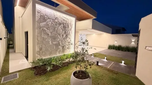 Casa com 4 Quartos à venda, 248m² no Jardim Atlântico, Goiânia