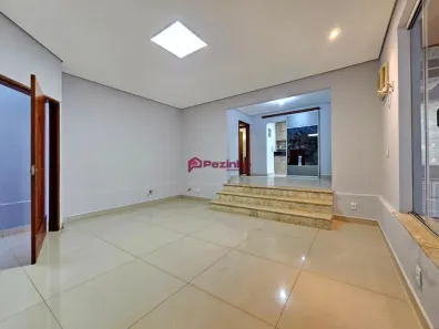 Casa com 3 Quartos para alugar, 169m² no Vila Claudia, Limeira
