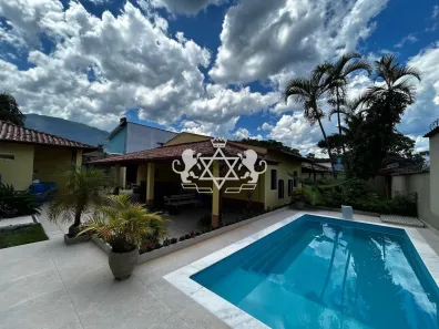 Casa com 4 Quartos à venda, 360m² no Balneário Gardem Mar, Caraguatatuba