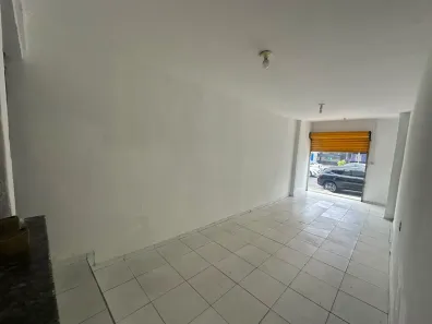 Ponto Comercial para alugar, 30m² no Barro Vermelho, Natal