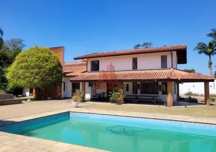 Casa com 6 Quartos para alugar, 700m² no Granja Viana II, Cotia