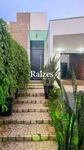 Casa com 3 Quartos à venda, 220m² no Jardim Inconfidência, Uberlândia