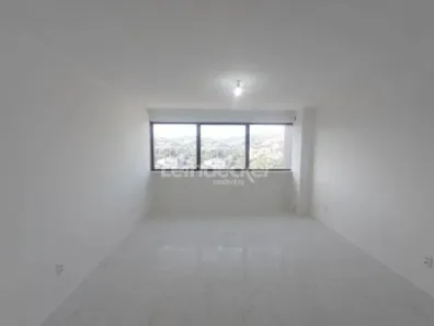 Sala Comercial para alugar, 33m² no Teresópolis, Porto Alegre