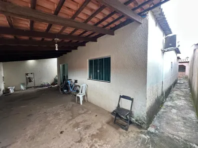 Casa com 3 Quartos à venda, 250m² no Arapoanga, Brasília