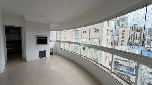 Apartamento com 2 Quartos para alugar, 105m² no Centro, Balneário Camboriú