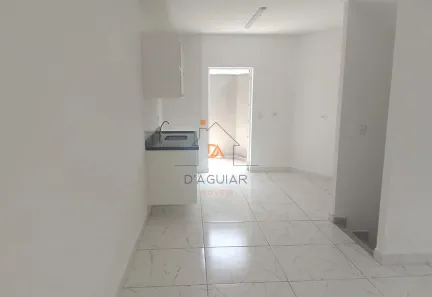 Casa de Condomínio com 2 Quartos para alugar, 59m² no Vila Nivi, São Paulo