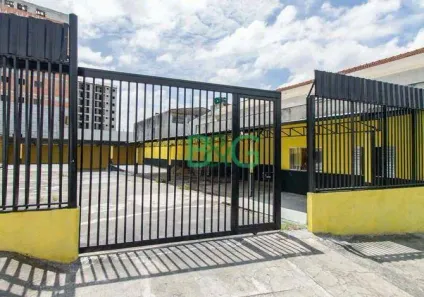 Galpão/Depósito/Armazém para alugar, 690m² no Vila Talarico, São Paulo