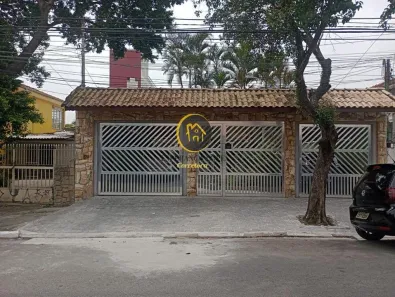 Casa com 7 Quartos à venda, 232m² no Jardim das Flores, Osasco