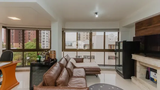 Apartamento com 2 Quartos à venda, 82m² no Três Figueiras, Porto Alegre