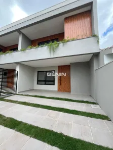 Sobrado com 3 Quartos à venda, 143m² no Igara, Canoas