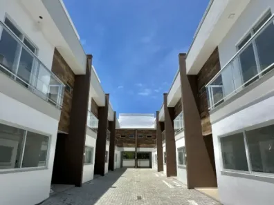 Sobrado com 2 Quartos à venda, 8770m² no Nova Palhoça, Palhoça
