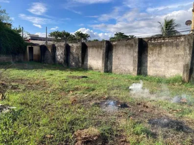 Lote/Terreno à venda, 600m² no Comendador Soares, Nova Iguaçu