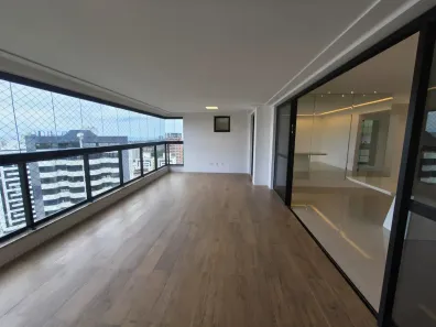 Apartamento com 3 Quartos para alugar, 140m² no Pituba, Salvador
