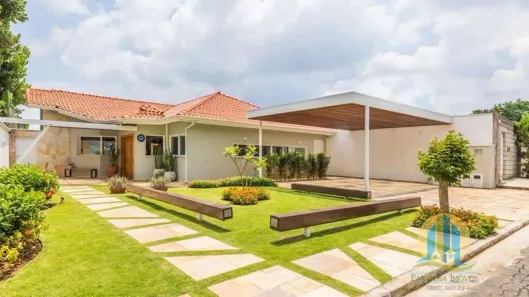 Casa com 3 Quartos à venda, 370m² no Terras do Madeira, Carapicuíba
