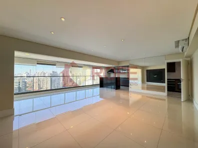 Apartamento com 3 Quartos para alugar, 181m² no Jardim das Acácias, São Paulo