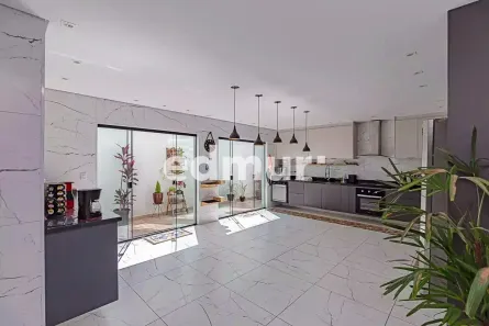 Sobrado com 3 Quartos à venda, 183m² no Vila Metalúrgica, Santo André