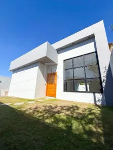 Casa com 3 Quartos à venda, 127m² no Lagoa, Macaé
