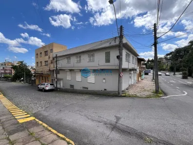 Imóvel Comercial para alugar, 460m² no São Pelegrino, Caxias do Sul