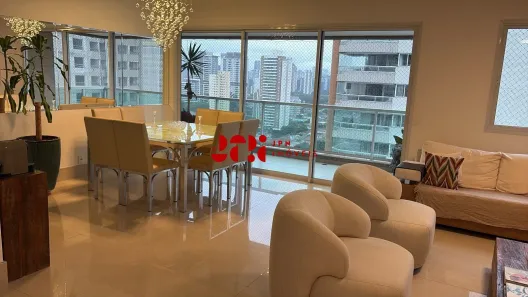 Apartamento com 3 Quartos para alugar, 198m² no Cidade Monções, São Paulo