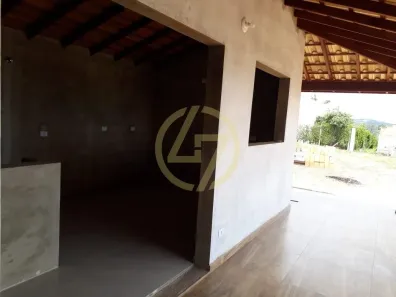 Casa de Condomínio com 2 Quartos à venda, 92m² no Camapuã, Sarapuí