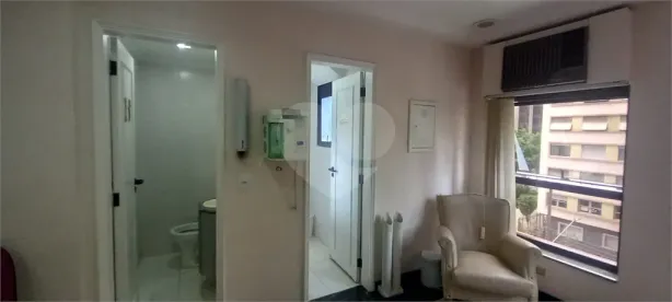 Sala Comercial à venda, 52m² no Moema, São Paulo