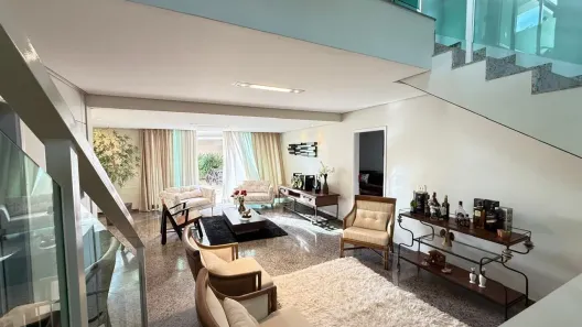 Casa com 3 Quartos à venda, 340m² no Cidade Jardim, Uberlândia