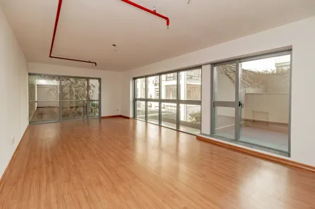 Sala Comercial para alugar, 57m² no Moinhos de Vento, Porto Alegre