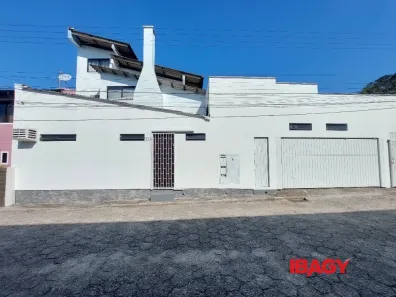 Apartamento com 1 Quarto para alugar, 32m² no Centro, São José