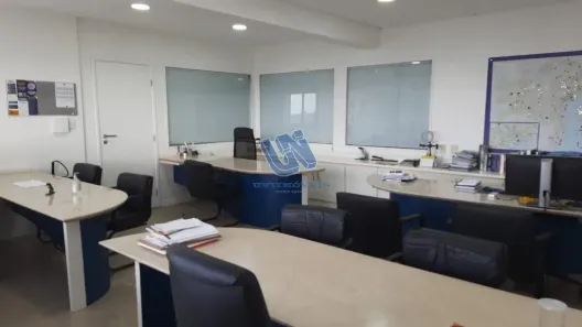 Sala Comercial à venda, 244m² no Itaigara, Salvador
