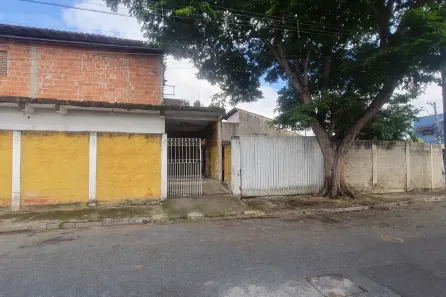 Sobrado com 3 Quartos à venda, 201m² no Residencial e Comercial Vila Verde, Pindamonhangaba