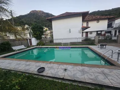 Casa com 6 Quartos à venda, 1080m² no São Francisco, Niterói