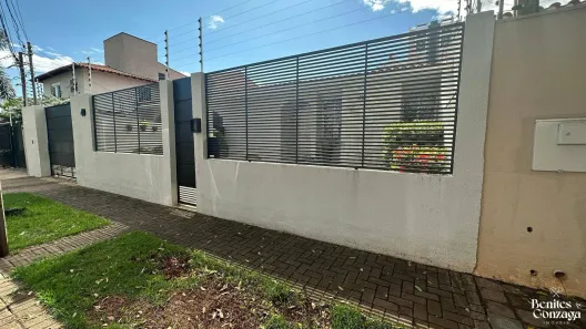 Casa com 3 Quartos à venda, 313m² no Jardim Social, Maringá