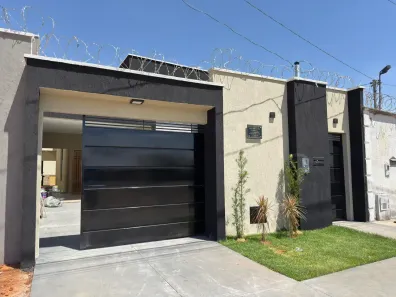 Casa com 3 Quartos à venda, 137m² no Vila Oliveira, Aparecida de Goiânia