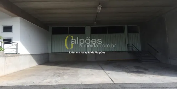 Galpão/Depósito/Armazém para alugar, 1600m² no Santa Fé, Osasco