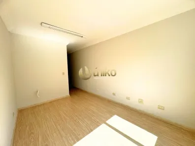 Sala Comercial à venda, 28m² no Centro, Curitiba