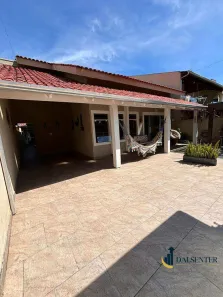Casa com 3 Quartos à venda, 170m² no Balneário Perequê, Porto Belo