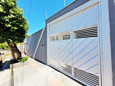 Casa com 3 Quartos à venda, 175m² no Conjunto Habitacional Alexandre Urbanas, Londrina