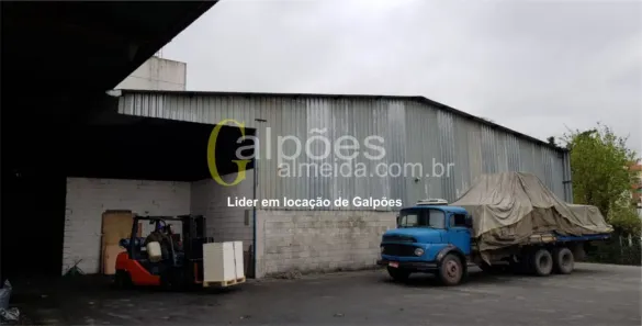 Galpão/Depósito/Armazém para alugar, 400m² no Vila Sul Americana, Carapicuíba