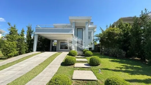 Casa de Condomínio com 4 Quartos para alugar, 338m² no Jardim Europa, Santa Cruz do Sul