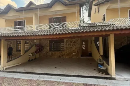 Sobrado com 5 Quartos à venda, 260m² no Jardim Aliança, Guarulhos